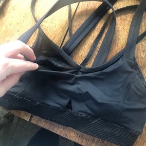 Lululemon Stuff it bra